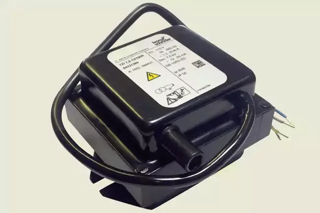 الکترود جرقه‌زن پکیج دیواری با سیم اتصال و پایه سرامیکی